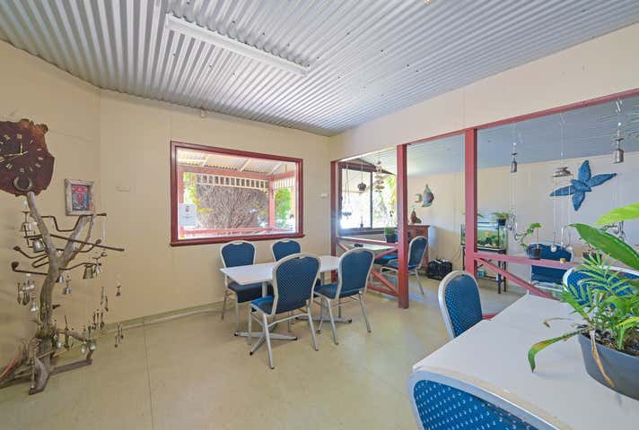 2 Falls Road Serpentine WA 6125 - Image 8