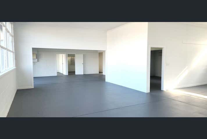 4A1, 50 Currumbin Creek Road Currumbin Waters QLD 4223 - Image 5