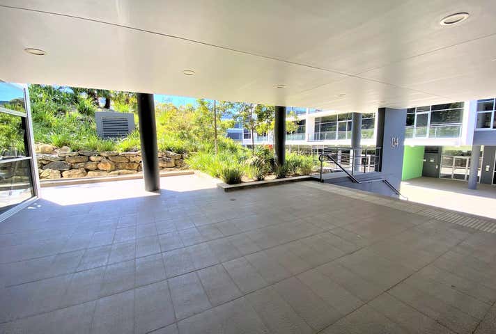 Quattro, 4204/4 Daydream Street Warriewood NSW 2102 - Image 4