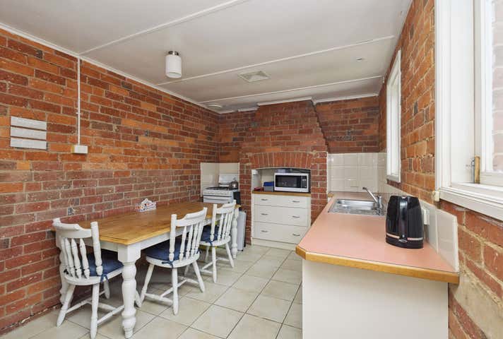 107 Wills Street Bendigo VIC 3550 - Image 6