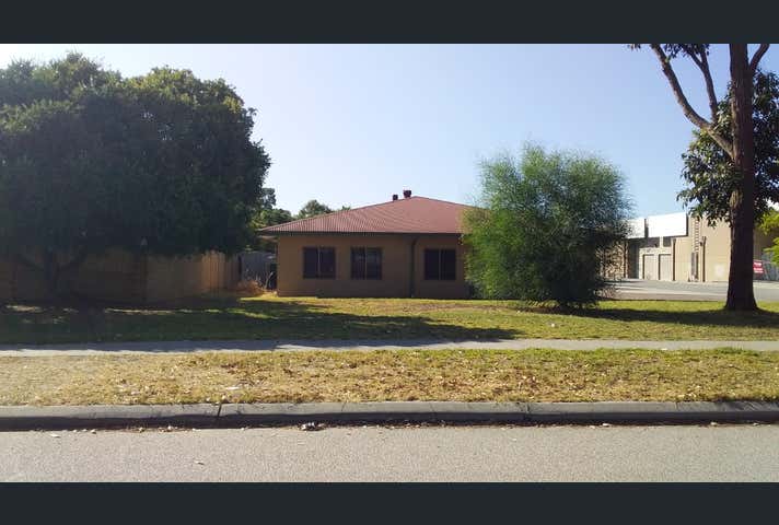 7 Mallard Way Cannington WA 6107 - Image 2