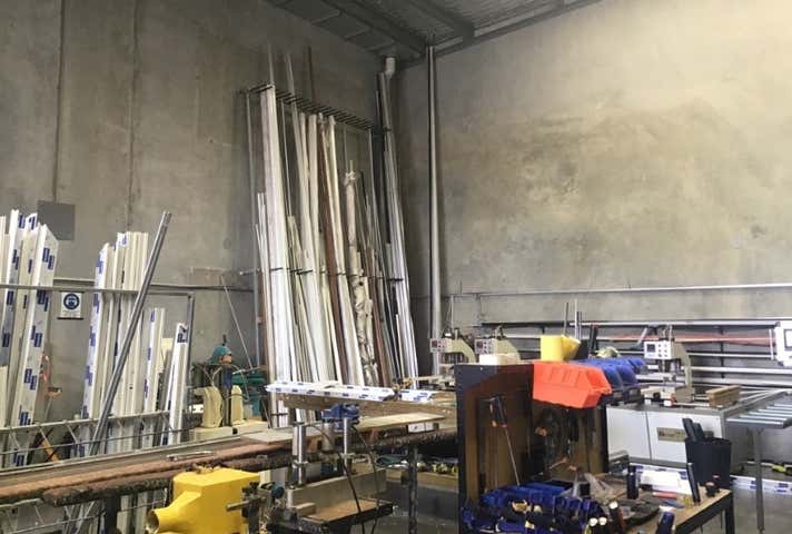 22 Dillington Pass Landsdale WA 6065 - Image 13