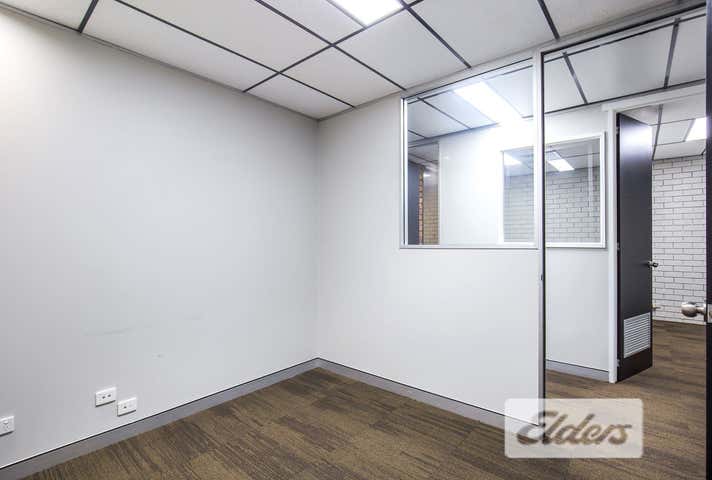 6 Qualtrough Street Woolloongabba QLD 4102 - Image 11