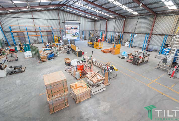 3 Thorpe Way Kwinana Beach WA 6167 - Image 11