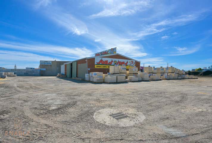 15 & 17 Fielden Way Port Kennedy WA 6172 - Image 10