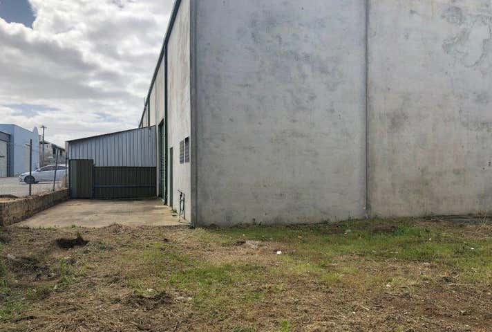 Unit 6, 32 Howson Way Bibra Lake WA 6163 - Image 9