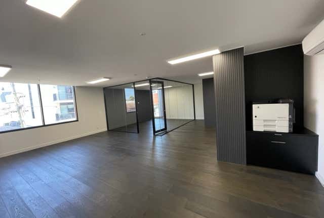 103/9-11 Ellingworth Parade Box Hill VIC 3128 - Image 1