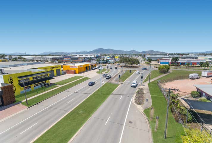 92-94 Duckworth Street Garbutt QLD 4814 - Image 3