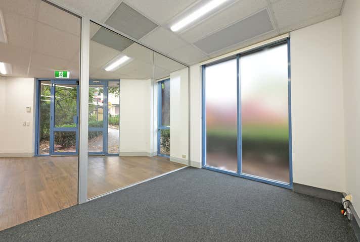 8/14-14a Edgeworth David Avenue Hornsby NSW 2077 - Image 3