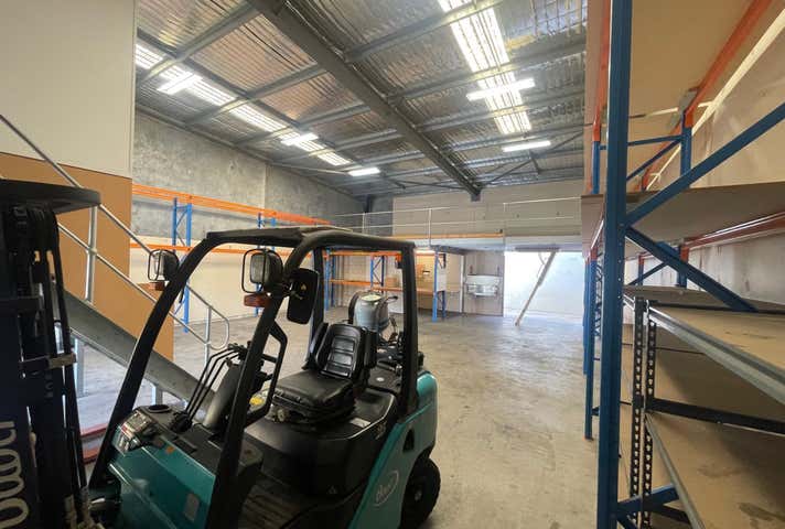 Unit 2, 8 Juna Drive Malaga WA 6090 - Image 9