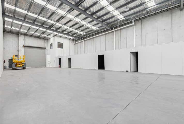 2/12 Boneyards Avenue Torquay VIC 3228 - Image 7