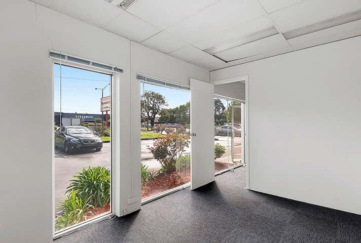 2/344 Ferntree Gully Road Notting Hill VIC 3168 - Image 4