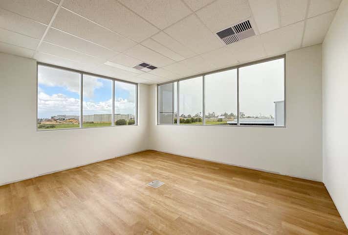 21 Radich Chase Wangara WA 6065 - Image 18