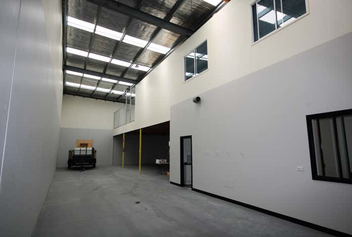 123 Woodlands Drive Braeside VIC 3195 - Image 2