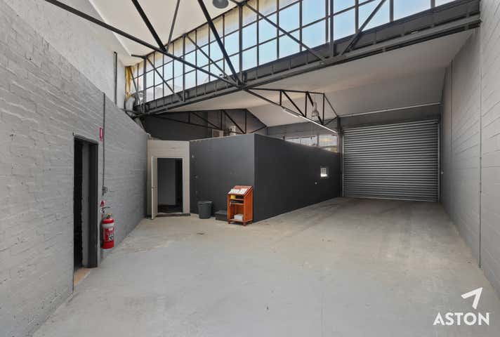 1/1 Brisbane Street Eltham VIC 3095 - Image 3