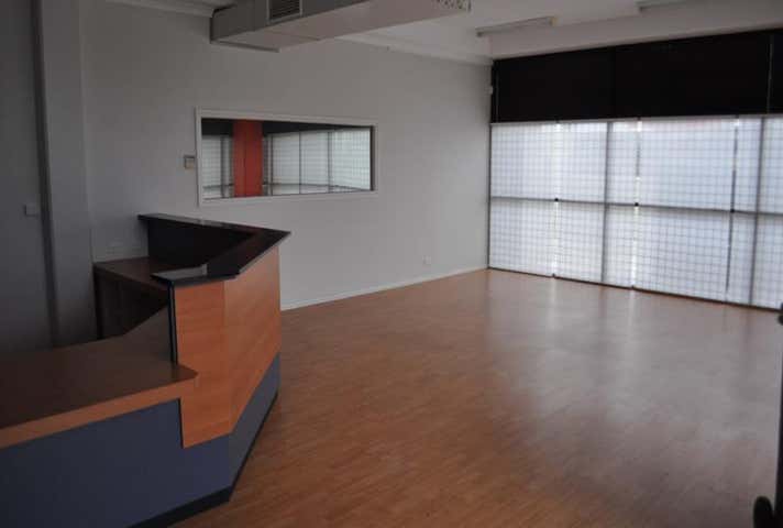 1A/37 Howson Way Bibra Lake WA 6163 - Image 3