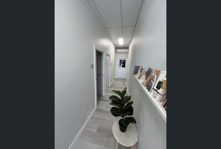 2/1104 Mate Street North Albury NSW 2640 - Image 3