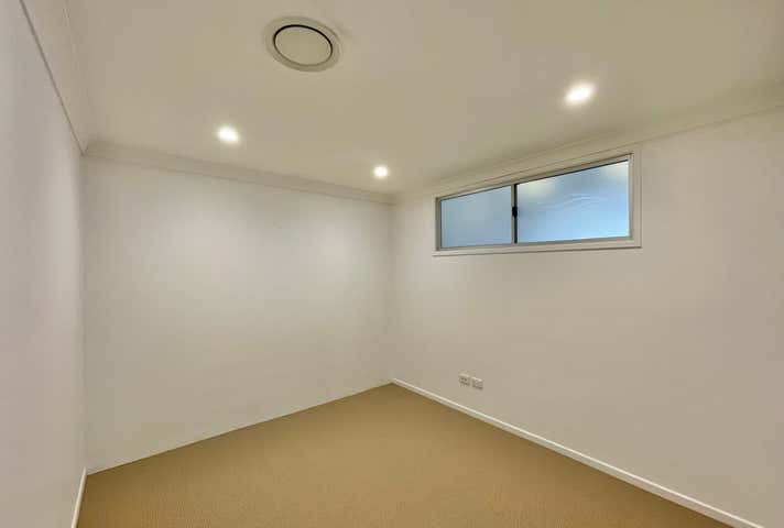 Unit 3, 385 Oxley Drive Runaway Bay QLD 4216 - Image 8