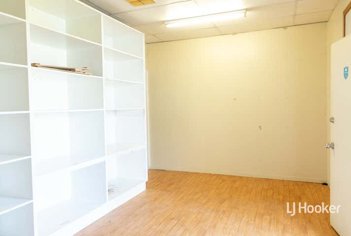 76 McDowall Street Roma QLD 4455 - Image 13