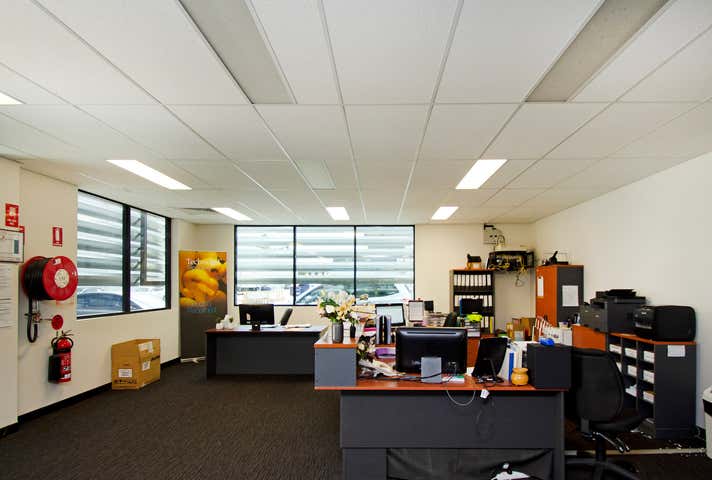 2/116 Sultana Road High Wycombe WA 6057 - Image 7