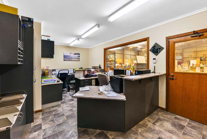 16 Einstein Drive Golden Grove SA 5125 - Image 13