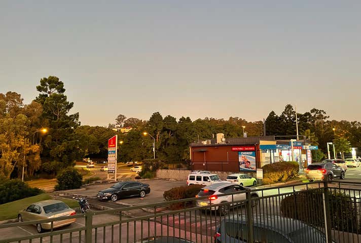 10/2 Universal Street Pacific Pines QLD 4211 - Image 12