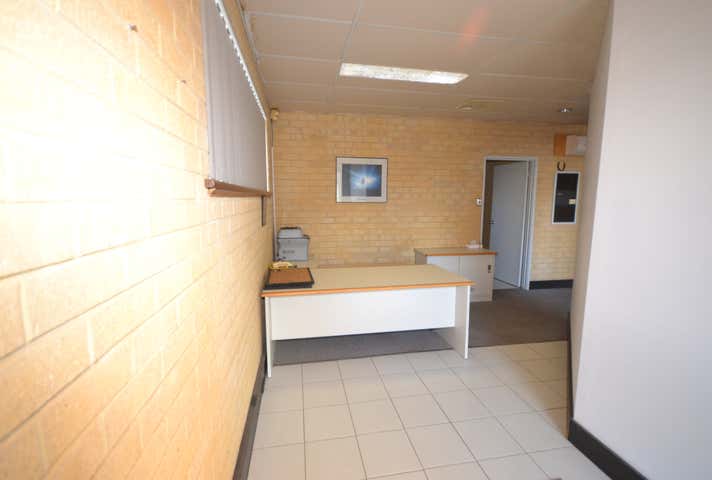 Unit 2/73-75 Poole Street Welshpool WA 6106 - Image 4
