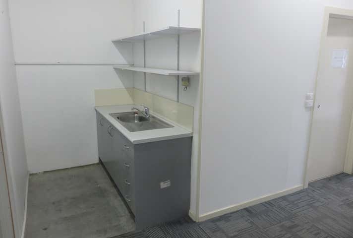 9/21 Barry Street Bayswater VIC 3153 - Image 7