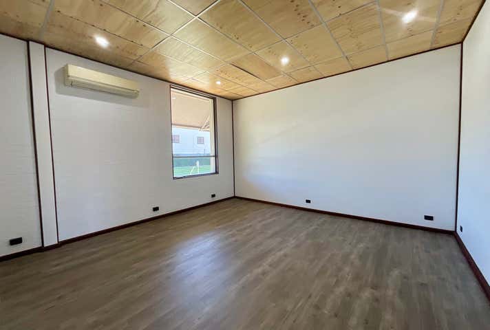 73a Elizabeth Street Tighes Hill NSW 2297 - Image 3