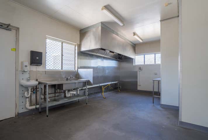 10 Cribb Street Sadliers Crossing QLD 4305 - Image 8