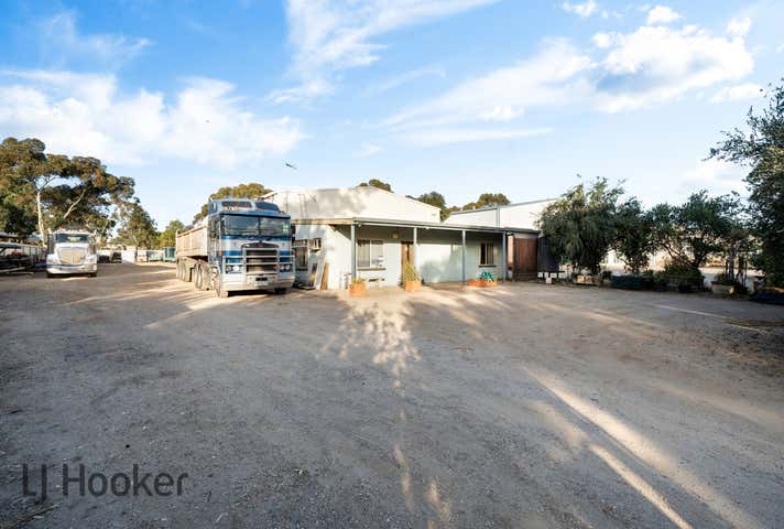 15 Newcastle Crescent Cavan SA 5094 - Image 11