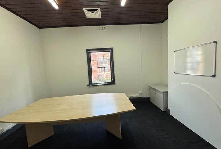 449B Swift Street Albury NSW 2640 - Image 5