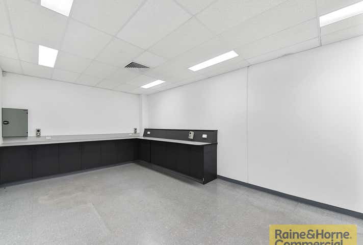 3/8 Navigator Place Hendra QLD 4011 - Image 3