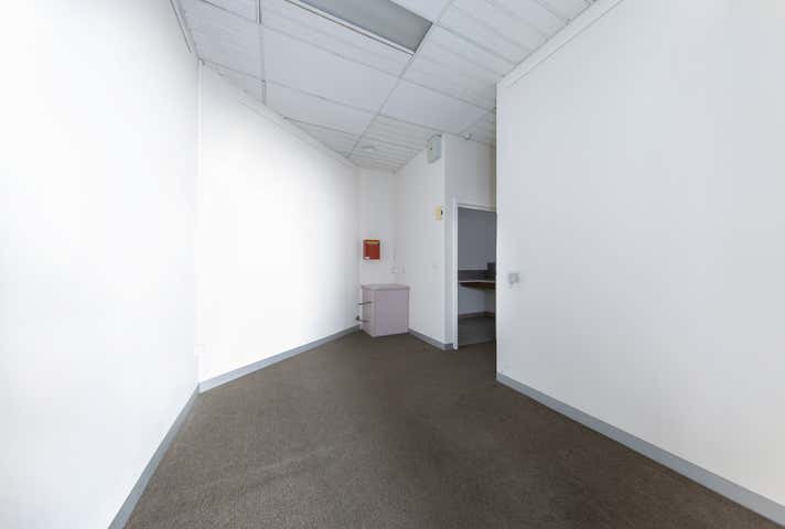 6 and 8, 92 Railway  Street South Altona VIC 3018 - Image 5