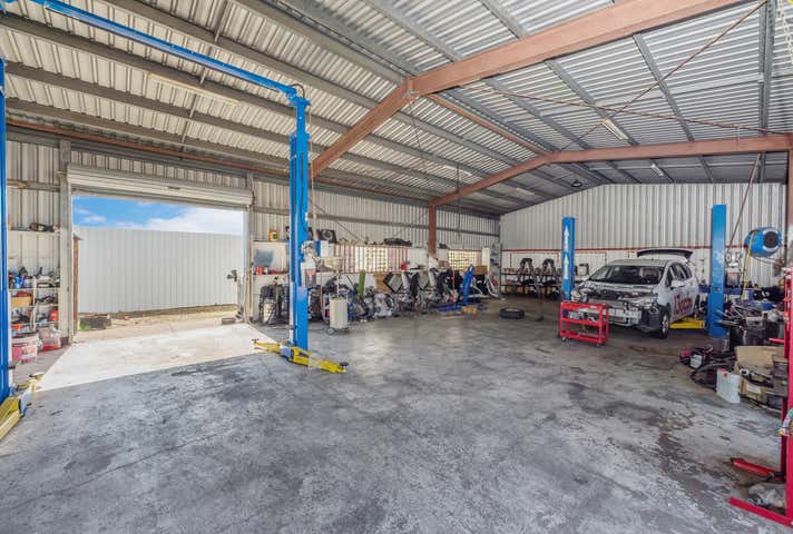 8/3-12 Veness Court Garbutt QLD 4814 - Image 4