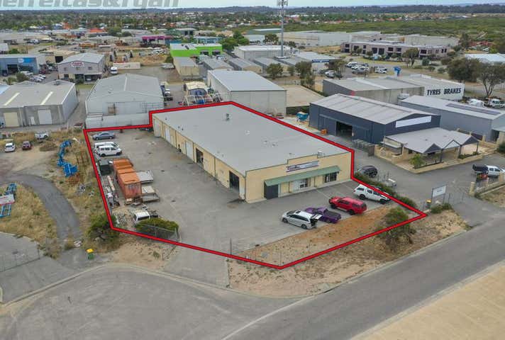 13 Helmshore Way Port Kennedy WA 6172 - Image 1