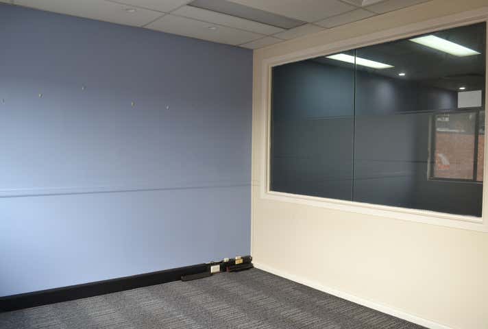 Suite 4/8-10 CLARKE STREET Earlwood NSW 2206 - Image 6