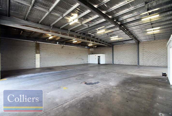 1/42 Keane Street Currajong QLD 4812 - Image 4
