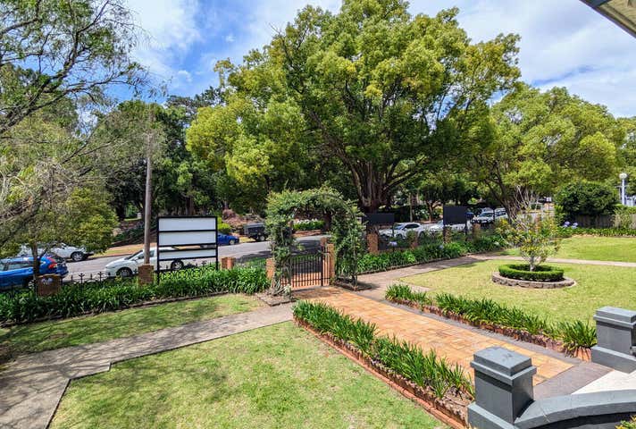 Level One, 100 Margaret Street East Toowoomba QLD 4350 - Image 11