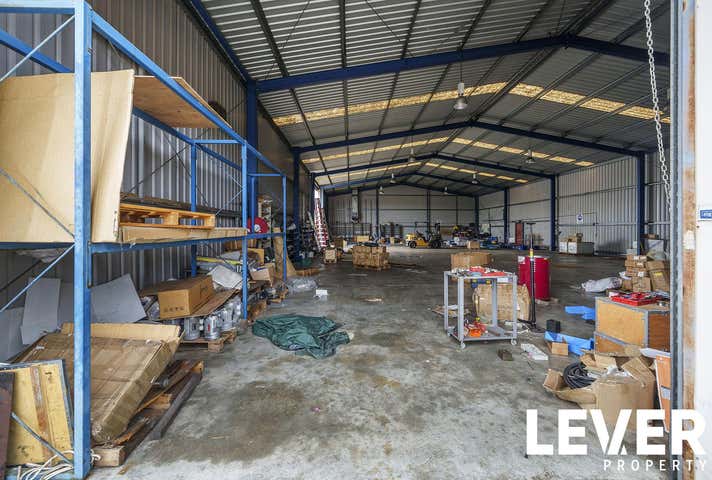 2 McDonald Crescent Bassendean WA 6054 - Image 8