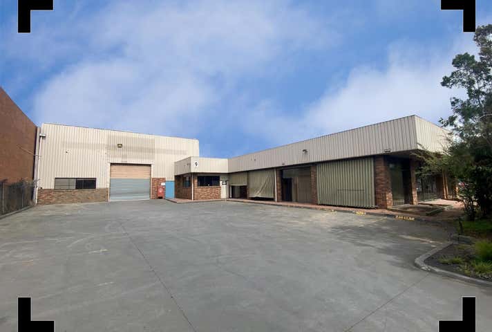 7-11 Third Avenue Sunshine VIC 3020 - Image 1