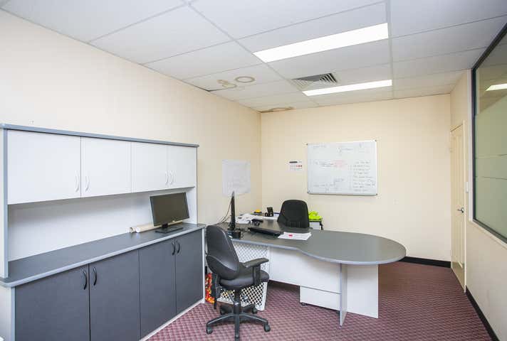 7 Tacoma Circuit Canning Vale WA 6155 - Image 10