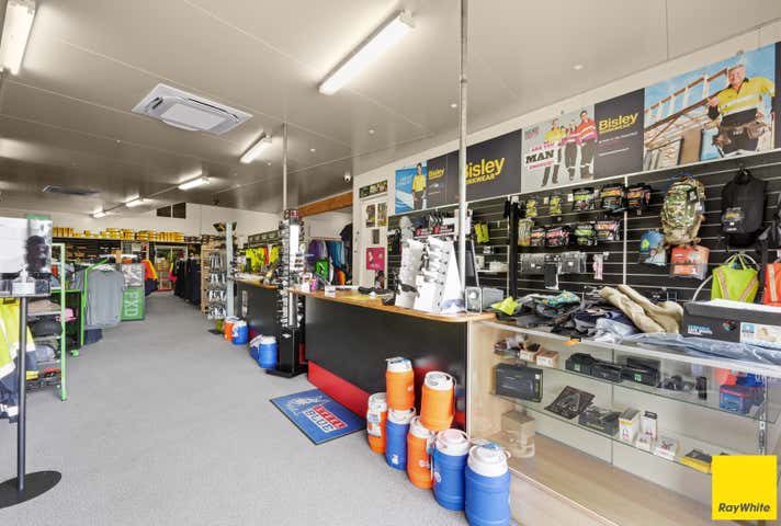 1&2, 4 Mount Finnigan Court Smithfield QLD 4878 - Image 3