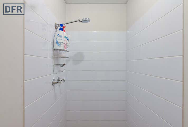 30 Parkinson Lane Kardinya WA 6163 - Image 12