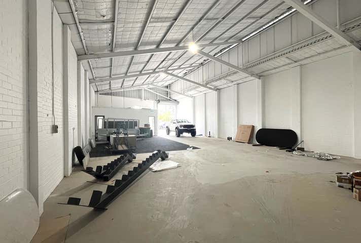 2/7 Durham Street Bayswater WA 6053 - Image 2