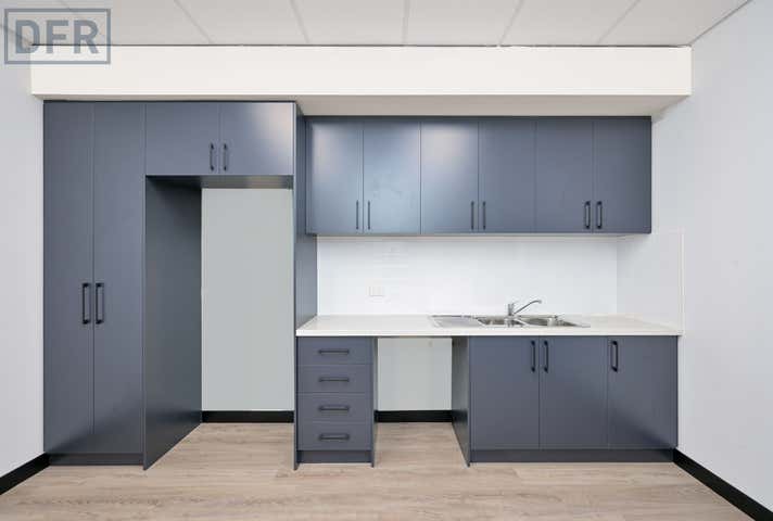 2/11 Freight Road Kenwick WA 6107 - Image 19