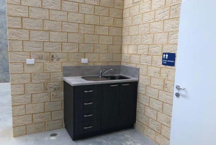 10 Welwyn Ave Yanchep WA 6035 - Image 6