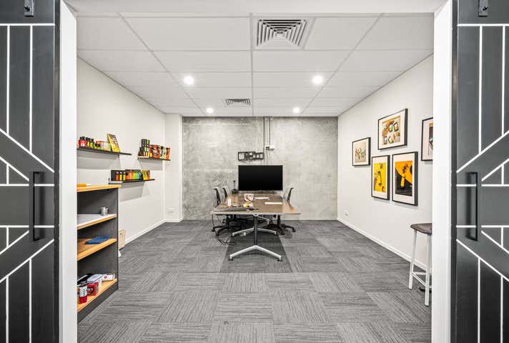 6 Siltstone Place Berrinba QLD 4117 - Image 3