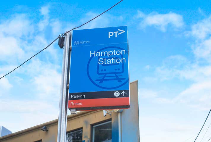 1/17 Small St Hampton VIC 3188 - Image 7