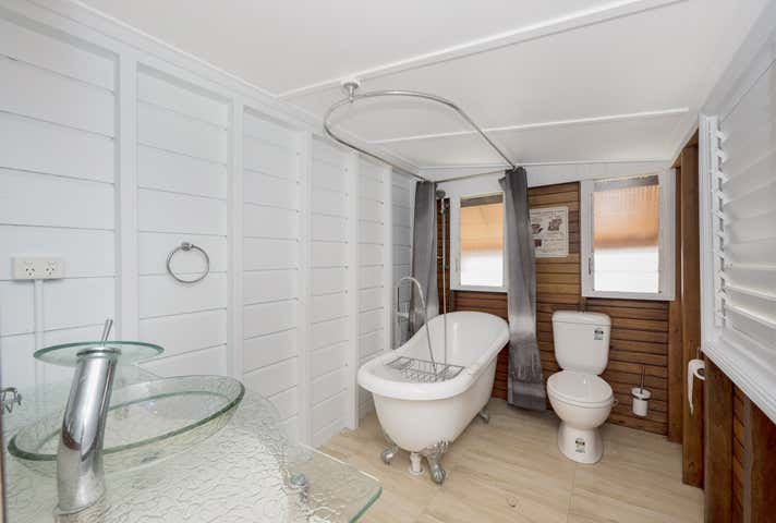 7 Woolcock Street Hyde Park QLD 4812 - Image 10